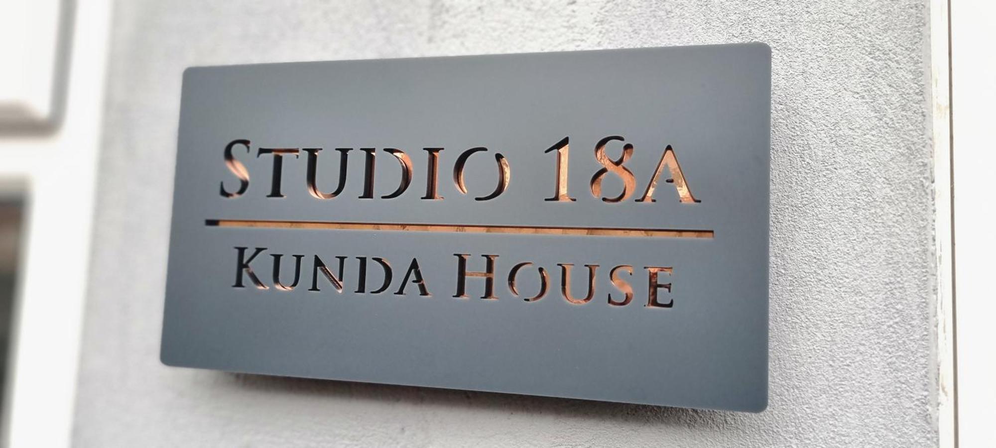 Апартаменты Kunda House In Tyseley Бирмингем Экстерьер фото